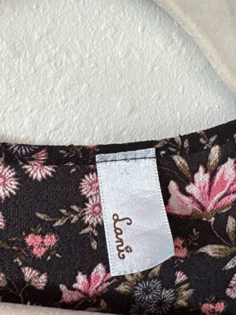 Floral Tie-Front Women’s Romper in Black and Pink - Picture 2 of 4